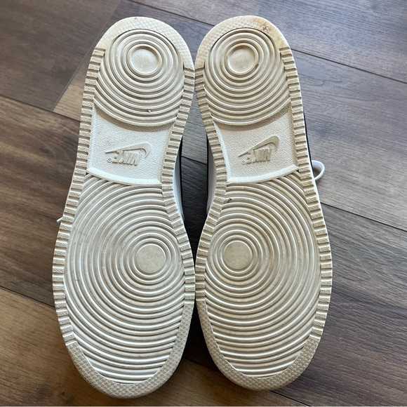 SOLD - Nike Court Vision Low Next Nature Women's Sneaker, Size 11🤍 - Picture 6 of 10